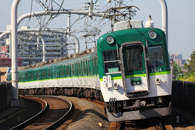 京阪電車 女学生・児童優先車両が消滅 - 安全側線だいありー3