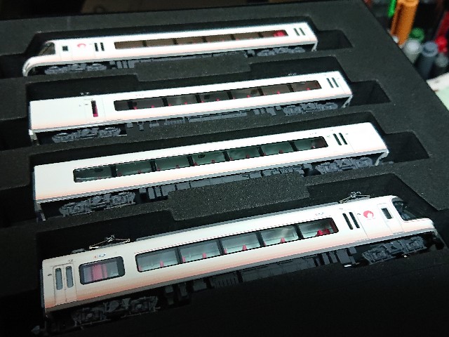 ポポンデッタ さくらライナー（更新車 白ライト）が発売になり