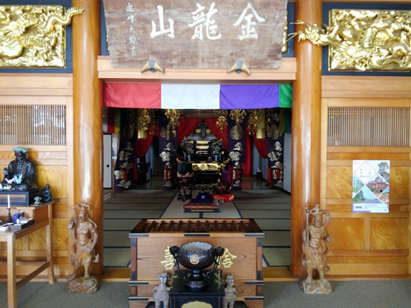 盛雲院本堂の写真