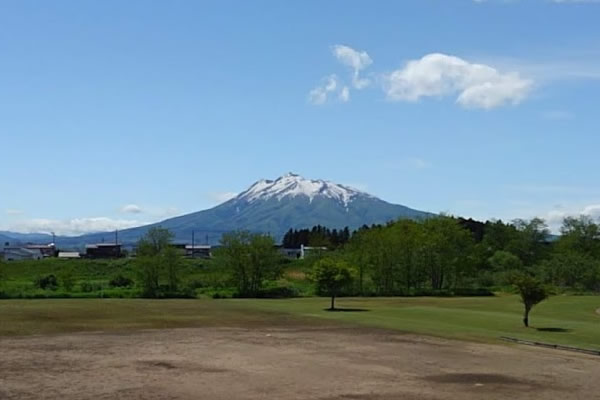 2020年5月25日の岩木山の写真