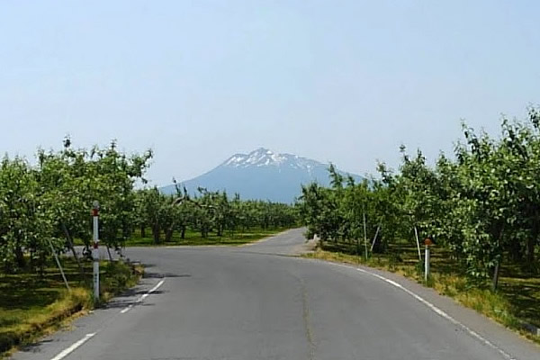 2020年6月9日の岩木山の写真