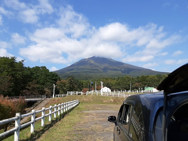 岩木山と空と雲