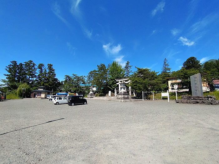 岩木山神社駐車場
