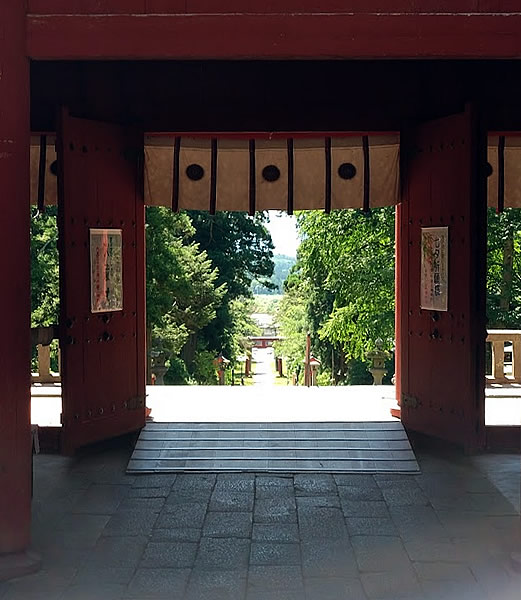 岩木山神社 楼門から見下ろす参道