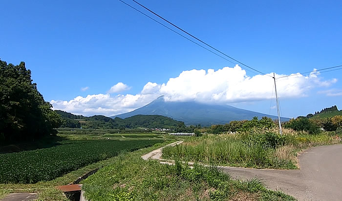 田舎の農道_05 (青森県弘前市岩木)