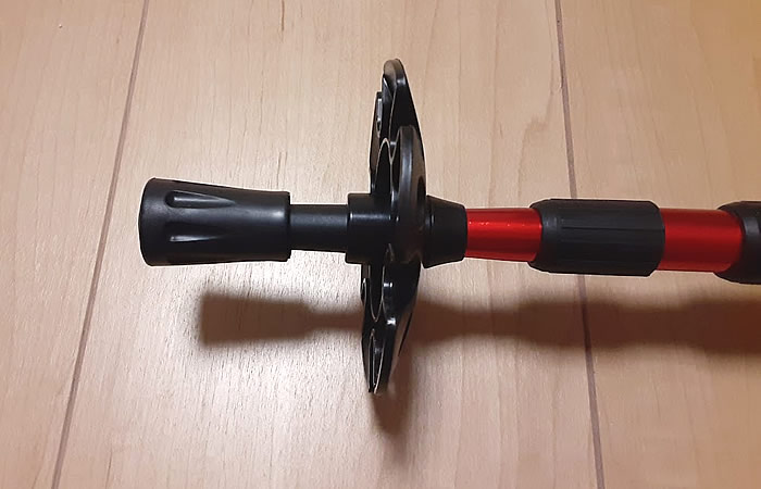 スノーバスケットを装着したトレッキングポール_01
