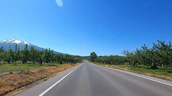 岩木山の麓の田舎道03