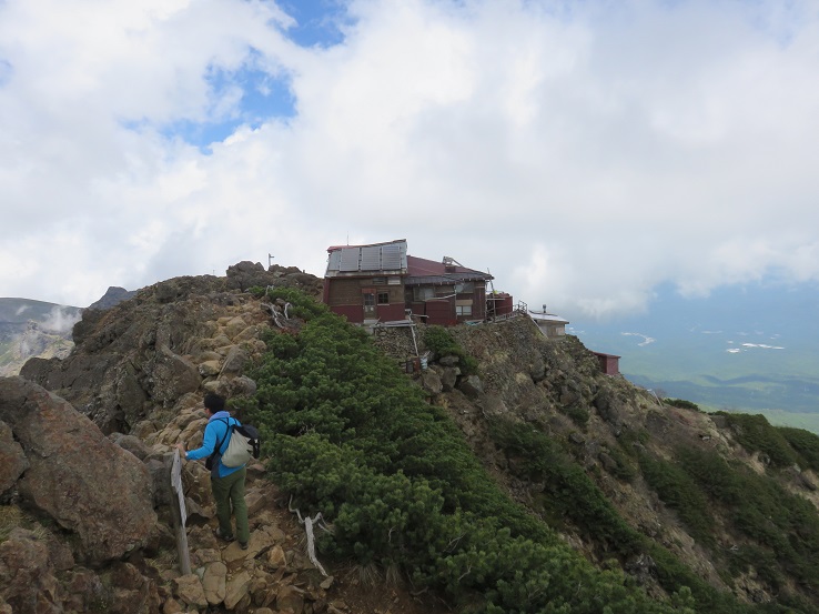 赤岳頂上山荘（山小屋）