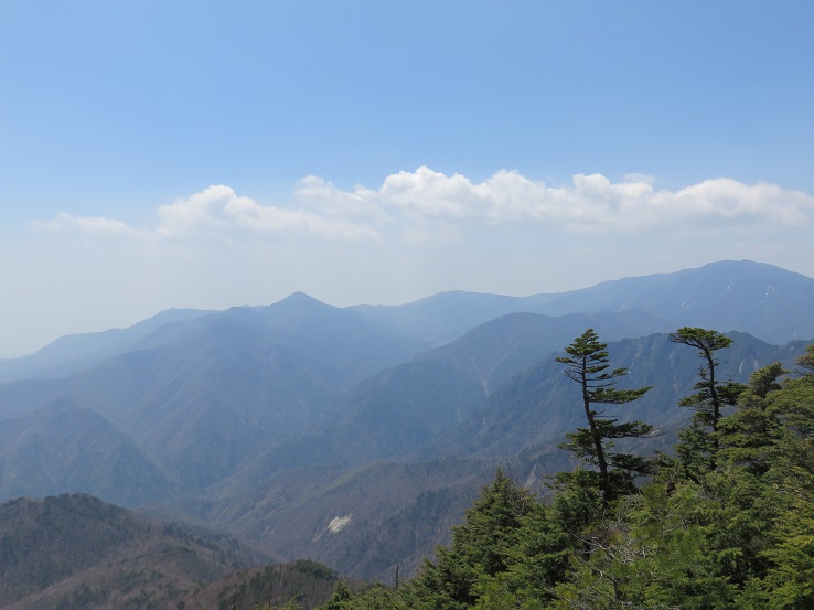 奥秩父の山々展望