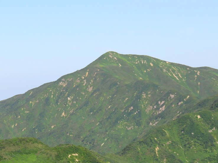 以東岳への登山ルートオツボ峰
