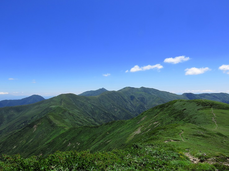 寒江山から大朝日岳