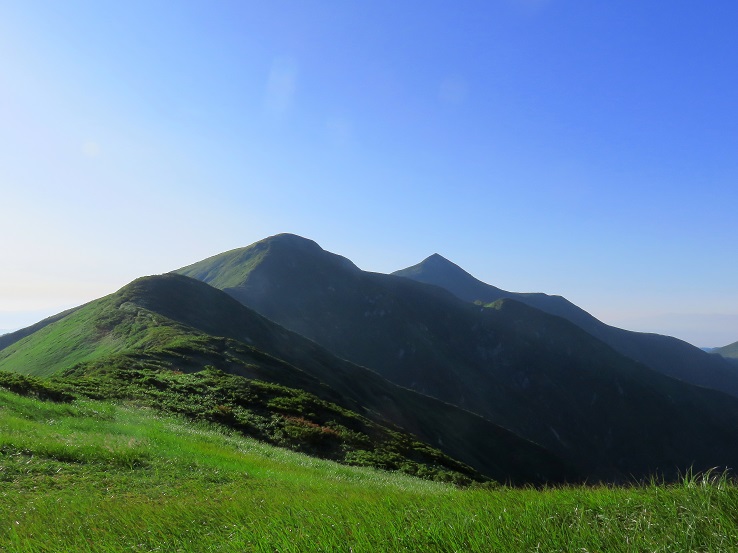 大朝日岳の迫力