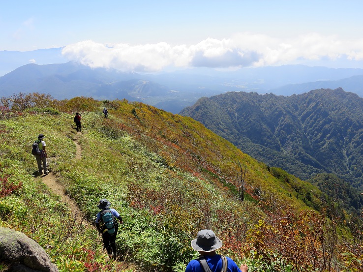 高妻山登山コース天空散歩