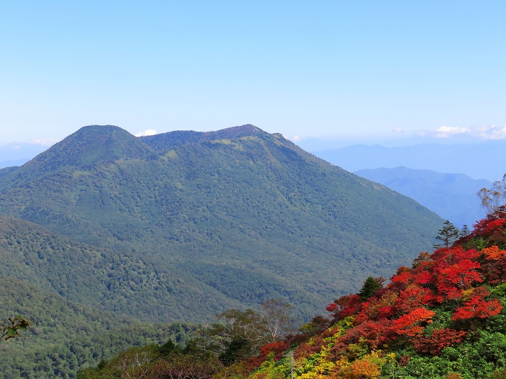 高妻山周辺紅葉最盛期