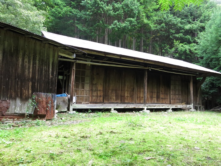 f:id:aohige0718:20161027223619j:plain 笊ヶ岳への登山コース