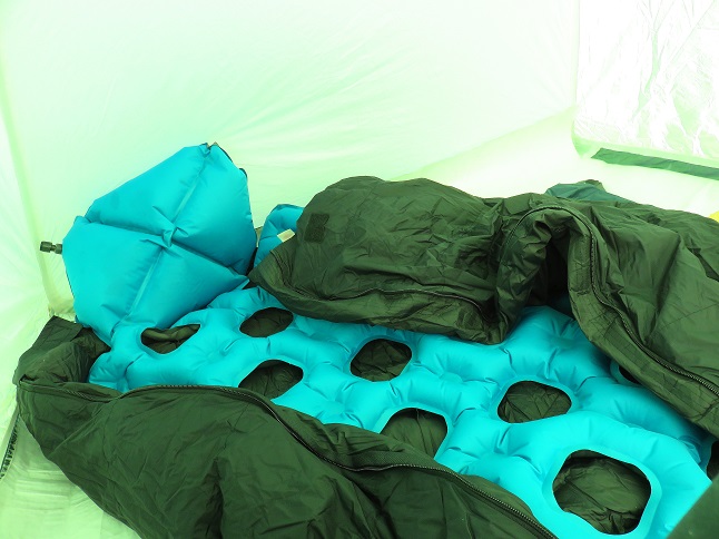 超軽量登山用マット【KLYMIT（クライミット） イナーシャオゾン