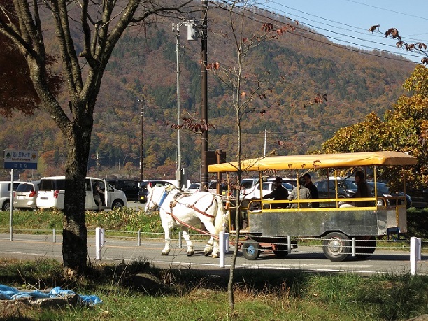 f:id:aohige0718:20161201220300j:plain 榛名山の馬車