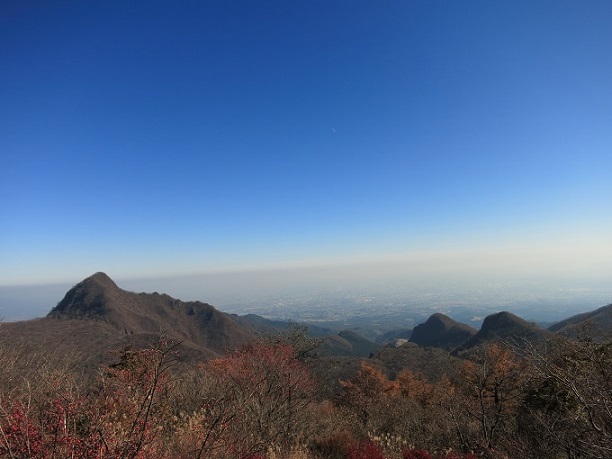 f:id:aohige0718:20161201220434j:plain 高崎市街、前橋市街方面を一望