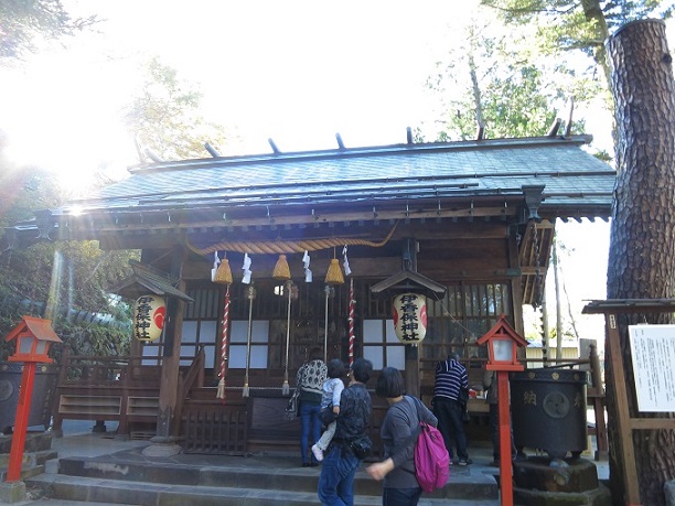 f:id:aohige0718:20161201220622j:plain 伊香保神社