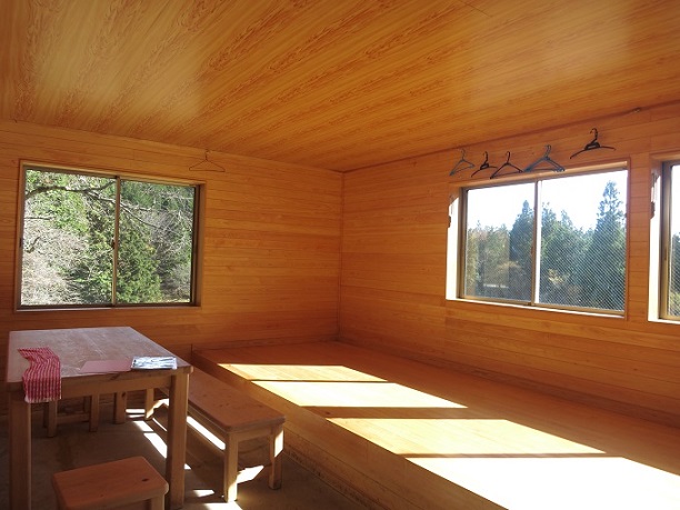 f:id:aohige0718:20161203211304j:plain 黍殻避難小屋