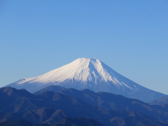 日帰りロング登山40km！陣馬山・生藤山・三国山縦走(前編
