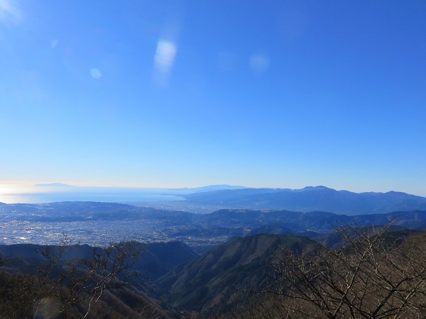 相模湾に伊豆半島