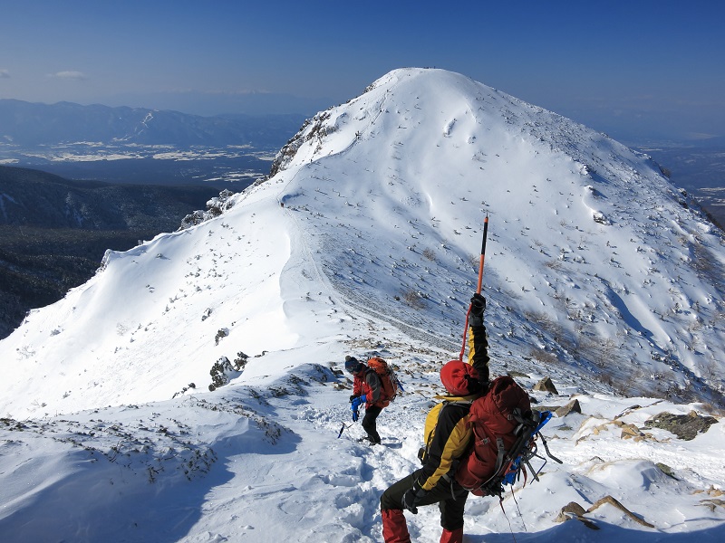 天狗岳登山と登山者の様子