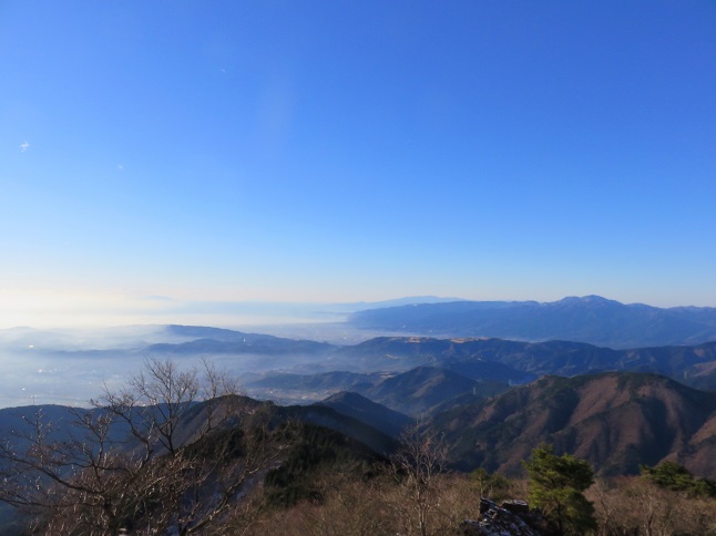 花立山荘朝靄