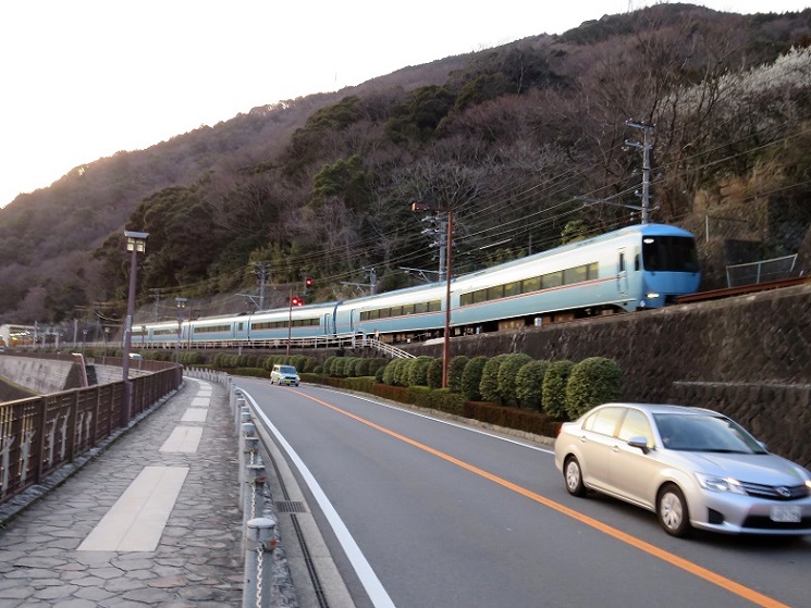 日没前に箱根湯本駅まで辿り着け