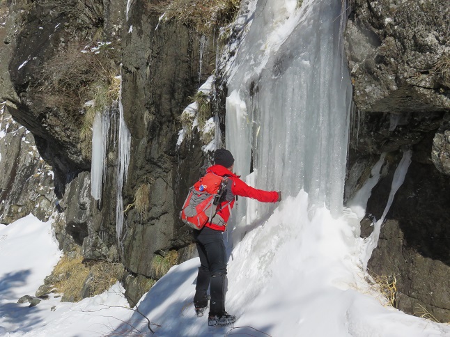 氷の神殿のような氷柱