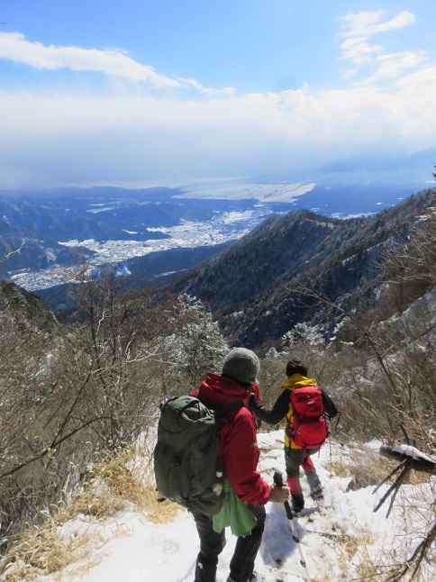 三つ峠山山頂で昼飯