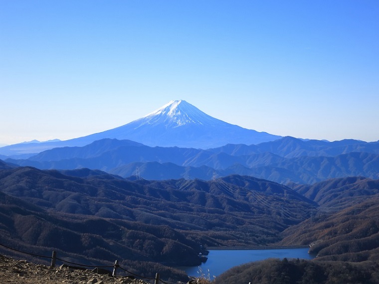 大菩薩嶺から富士山の景色