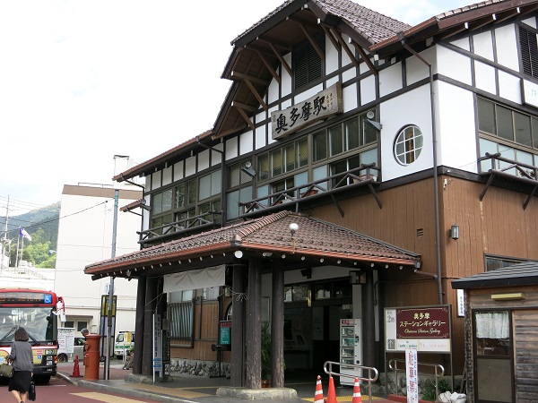 ＪＲ奥多摩駅から奥秩父テント泊縦走のスタート