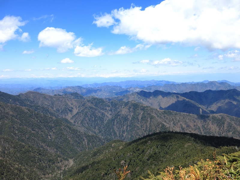 奥多摩・秩父方面の山並み