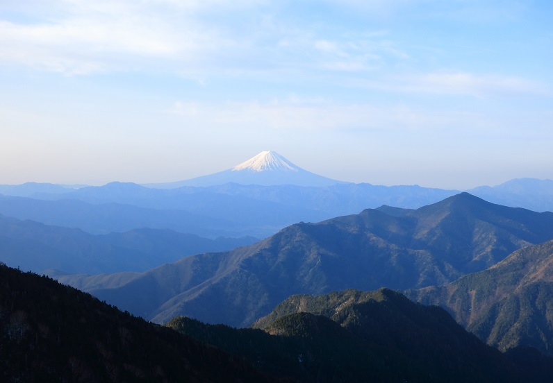 奥秩父の夜明け甲武信ヶ岳