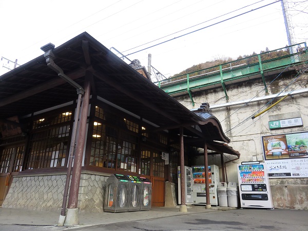 御嶽駅から御嶽神社登山スタート