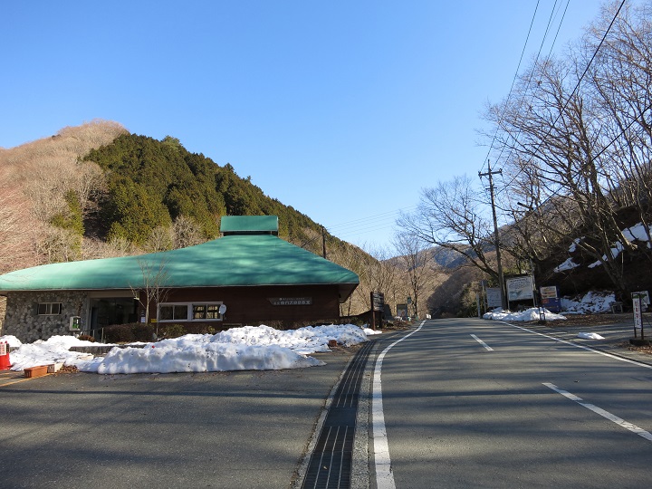 西丹沢自然教室丹沢主脈縦走の起点