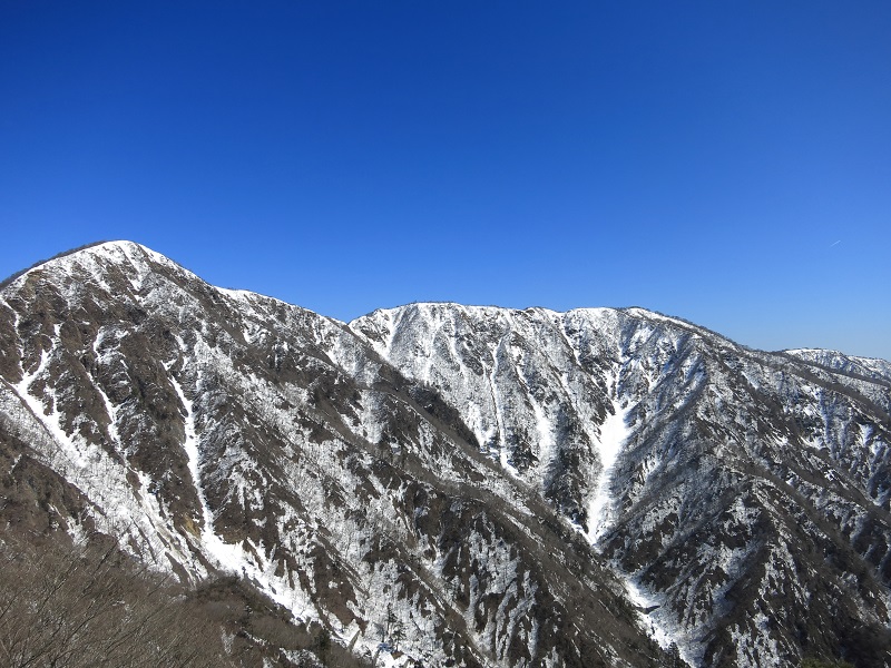 丹沢とは思えない雪景色