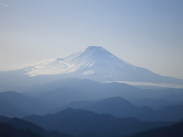 塔ノ岳山頂夕日富士山