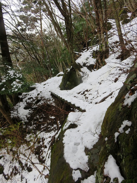 高畑山の巻き道