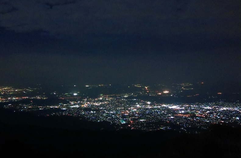 花立山荘から神奈川の夜景