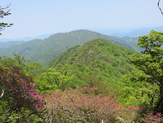 袖平山と風巻ノ頭方面