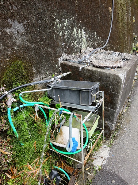 十津川温泉までの鋪装ルートの水場