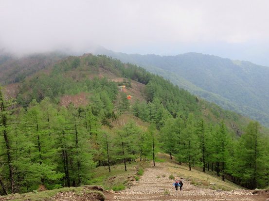 小雲取山からの石尾根の景色