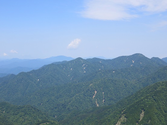 桧洞丸シロヤシオ、ミツバツツジが大変綺麗なお山