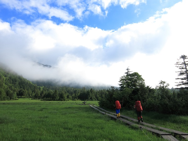 燧ヶ岳ナデッ窪が近づいている