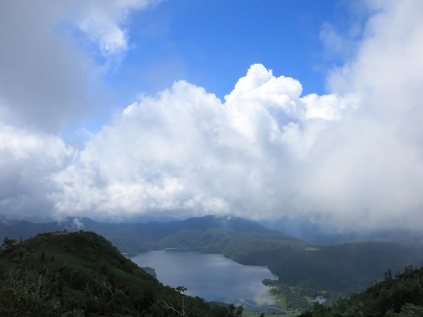 ナデッ窪ルート急登が続き道も大変悪い