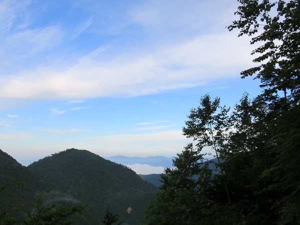 越百小屋までの登山ルート