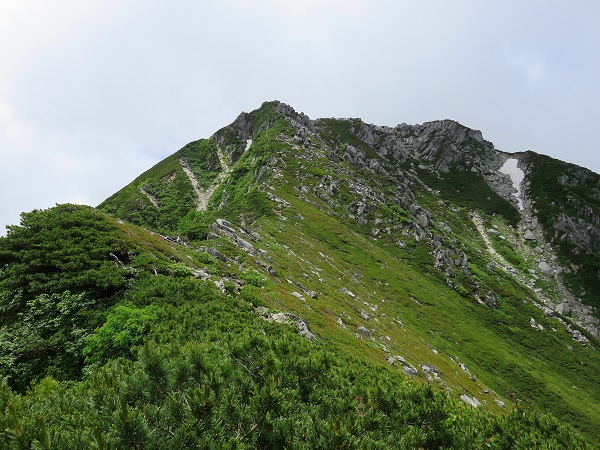 南駒ヶ岳落石危険箇所