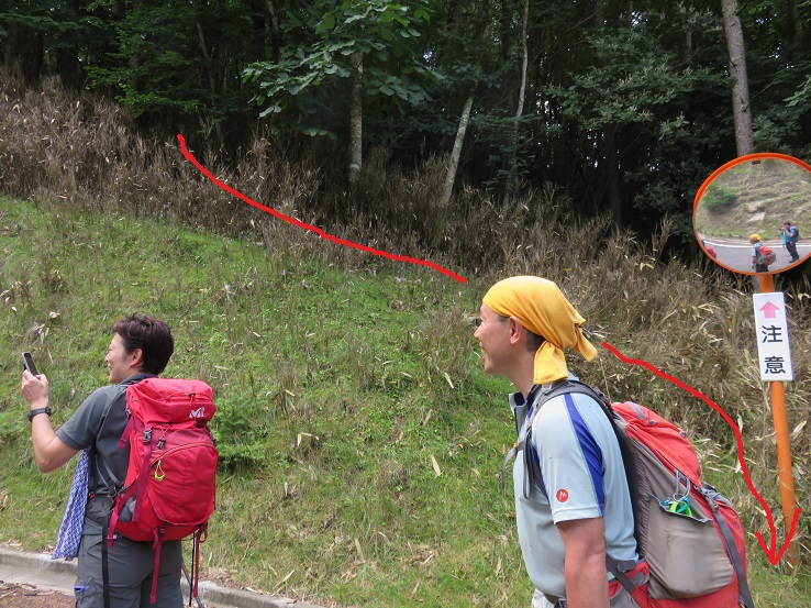 高芝山・竹森林道合流地点